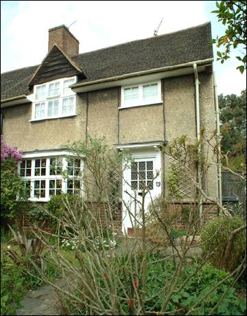 78 Hill Top